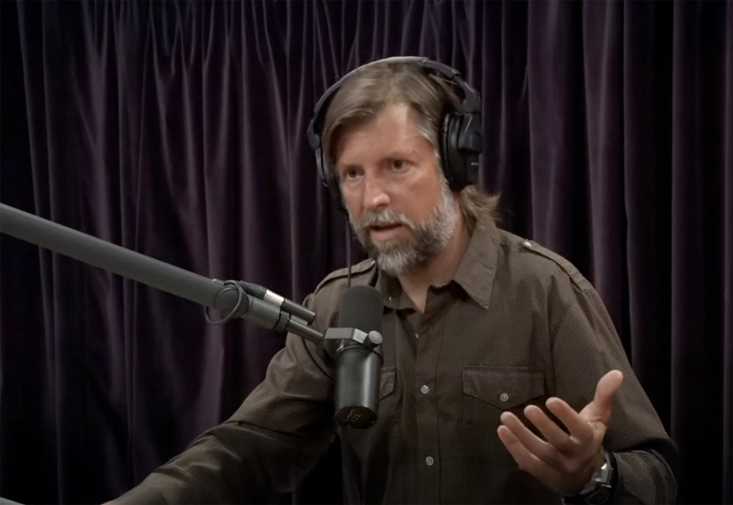 Joe Rogan talks Nose Breathing with James Nestor