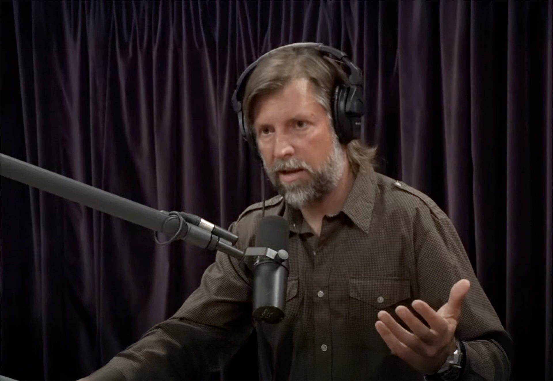 Joe Rogan talks Nose Breathing with James Nestor