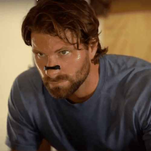 Person exercising with Intake device